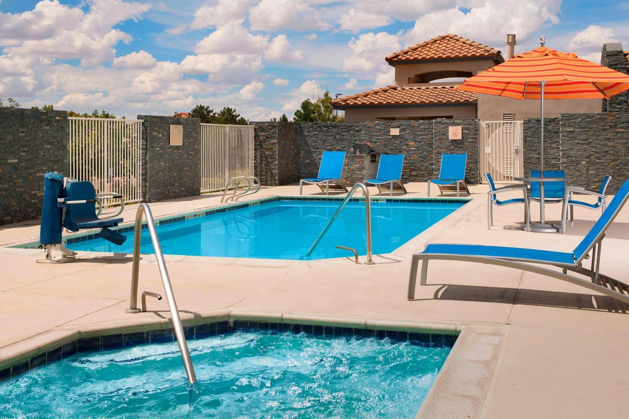 Towneplace Suites By Marriott Albuquerque Airport Eksteriør billede